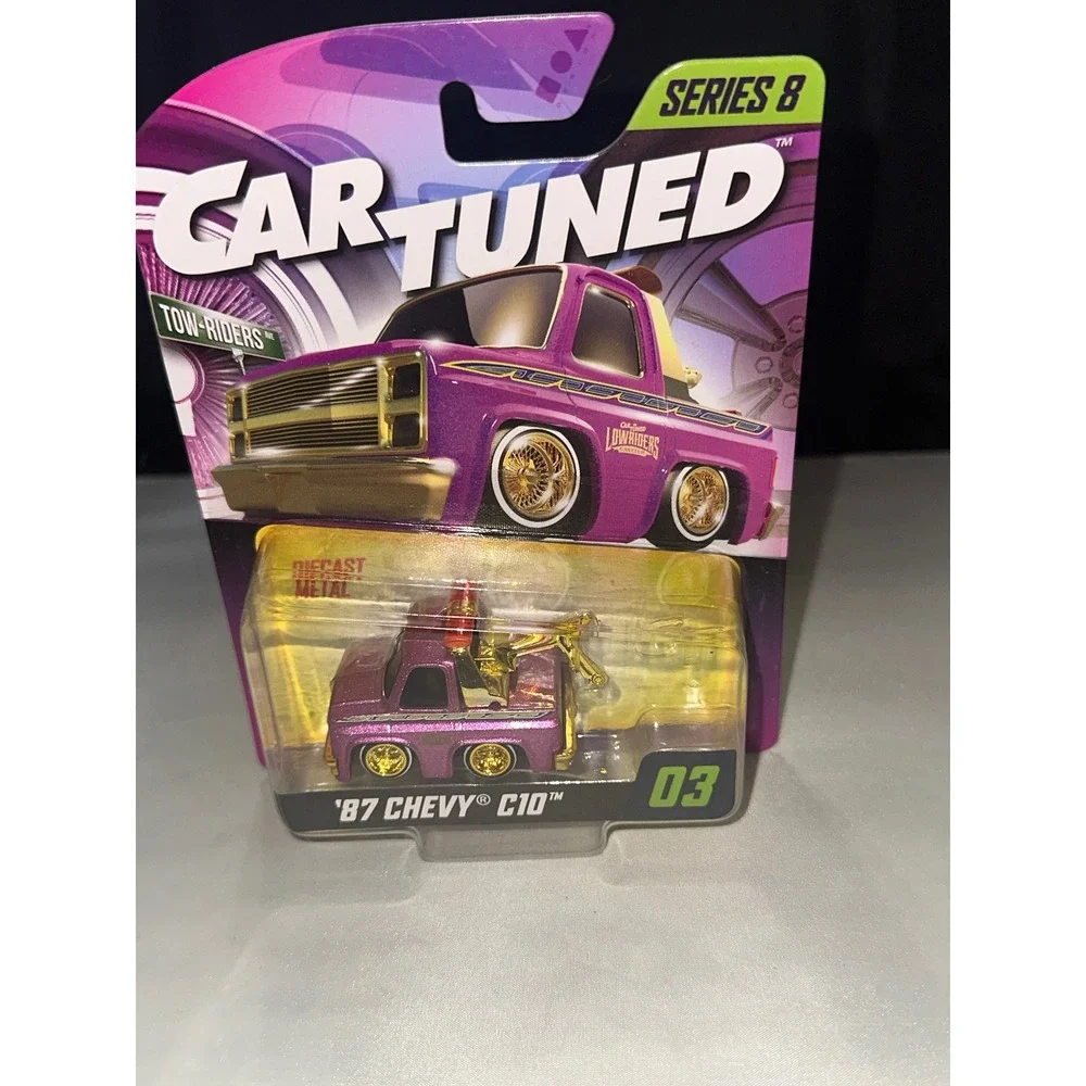 Car Tuned Series 8 Tow-Riders 87 Chevy C10 Purple Gold Diecast Metal Truck 03